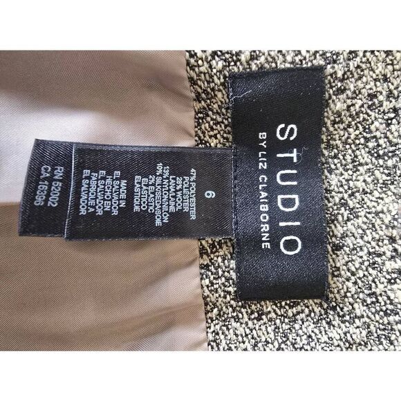Studio by Liz Claiborne Blazer Size 6 - Picture 4 of 6